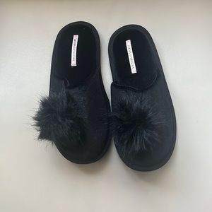 Victoria Secrets Black Velvet PomPom slippers